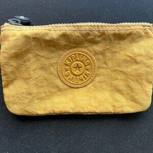 Kipling pouch